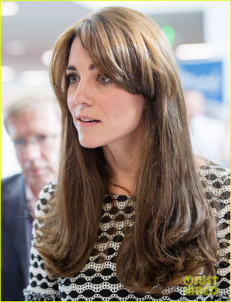 Kate Middleton & Prince William Honor the 'Real Heroes' on World Mental