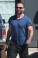 seann william scott steps out in a muscle tee 01