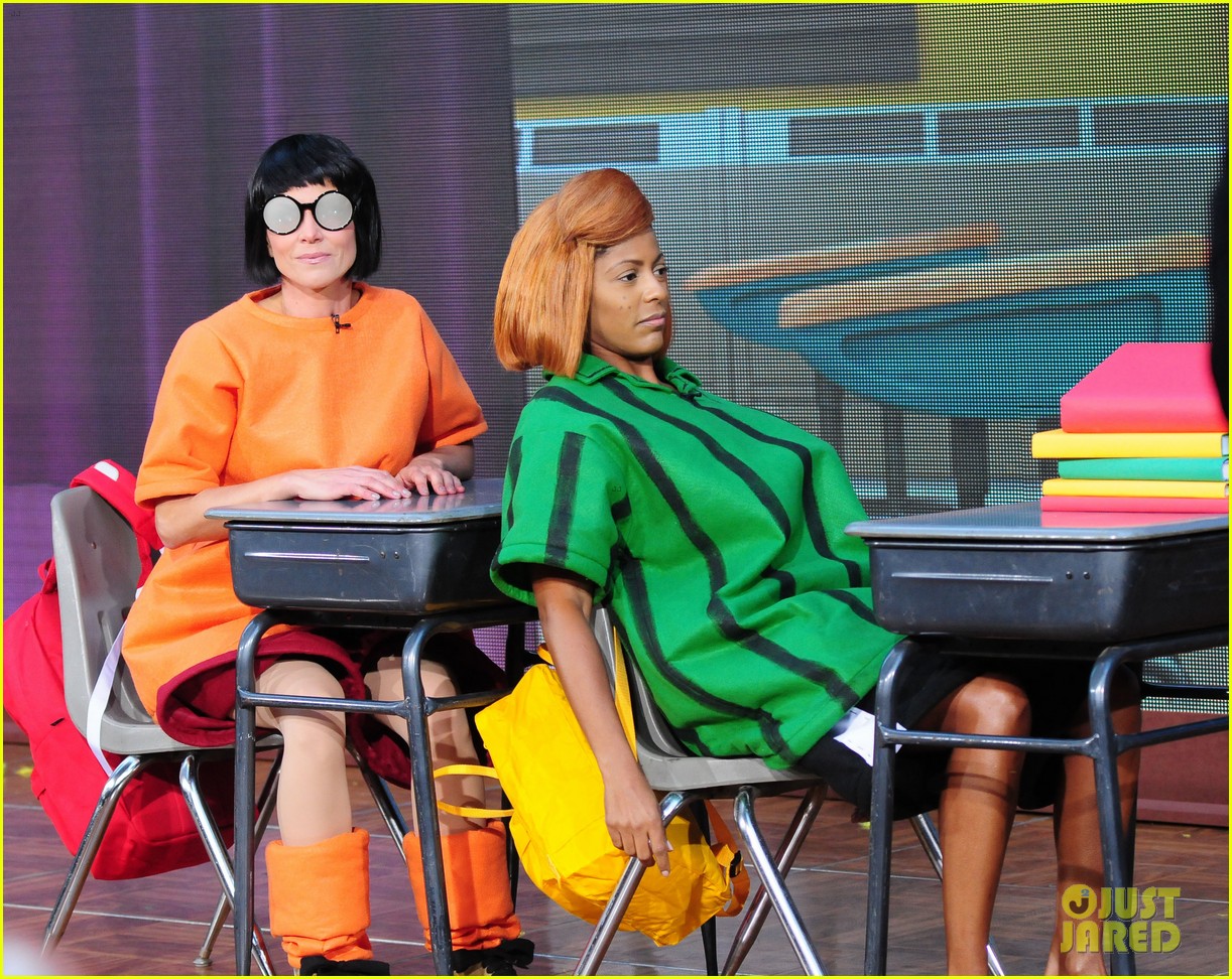 'Today Show' Hosts Wear Spot On Peanuts Halloween Costumes Photo