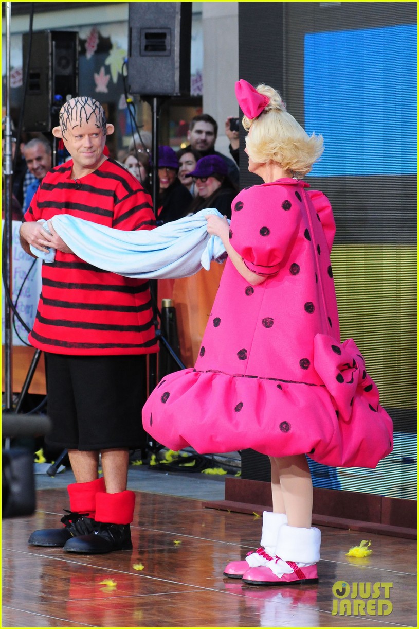 'Today Show' Hosts Wear Spot On Peanuts Halloween Costumes Photo