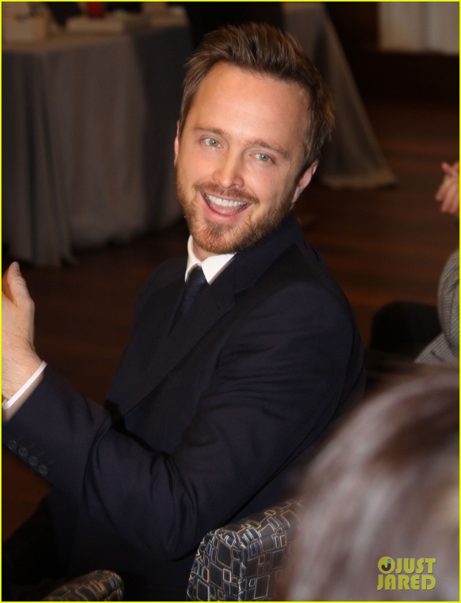 'Breaking Bad' Cast Gathers to Donate the Show's Famous Items Photo