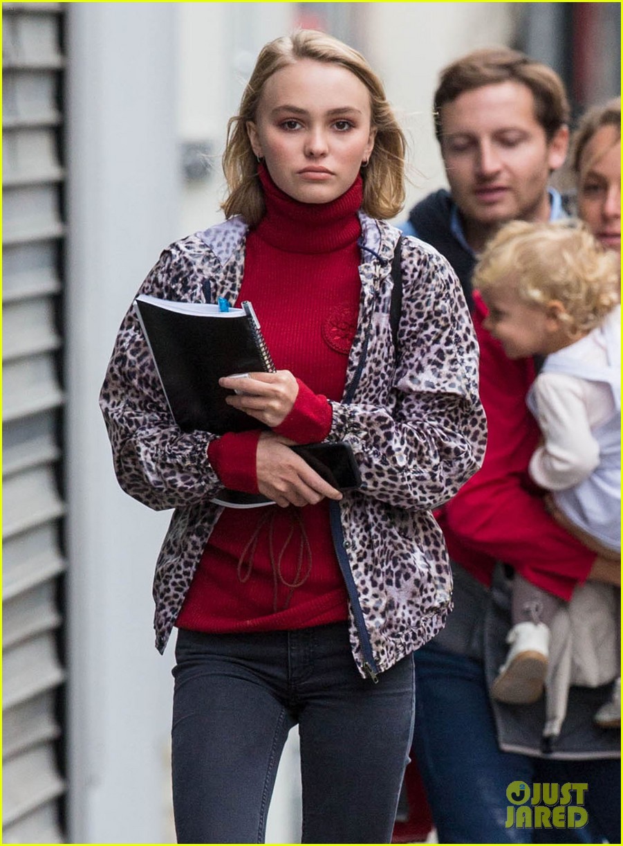 Johnny Depp Talks About LilyRose's Hospitalization in 2007 Photo