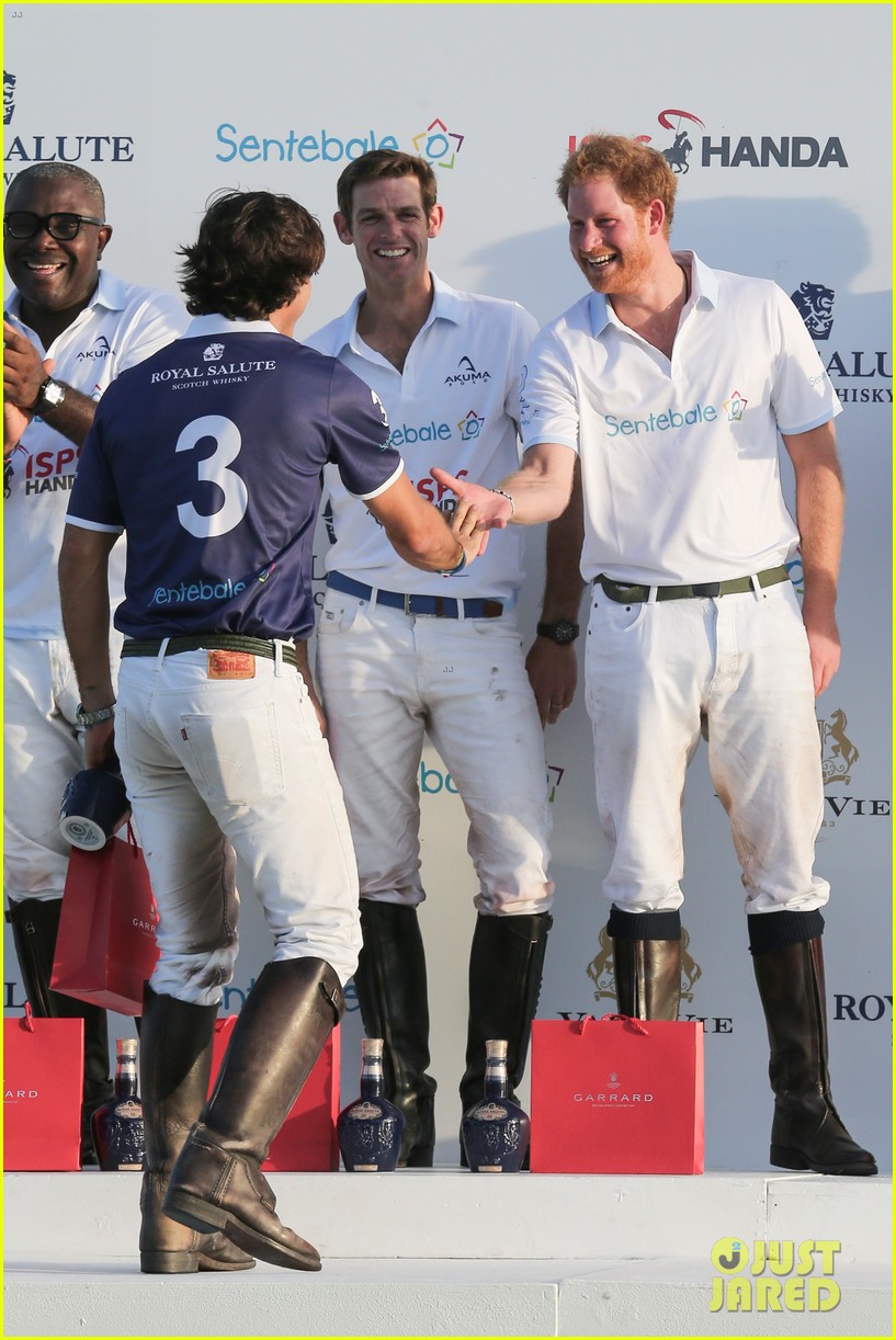 prince harry falls off horse south african polo match 053518319