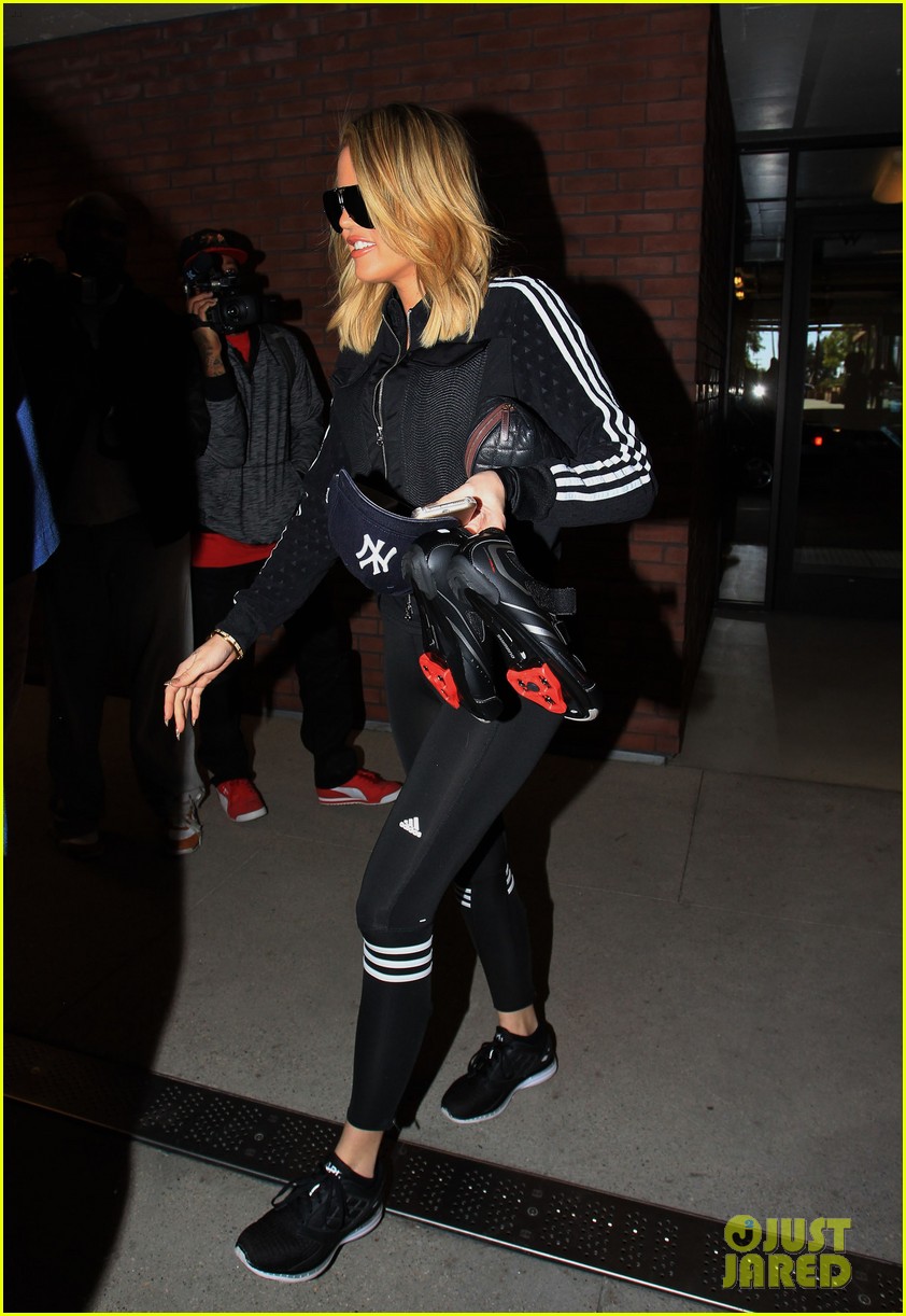 Photo khloe kardashian back at gym after staph infection 20 Photo 3518662 Just Jared