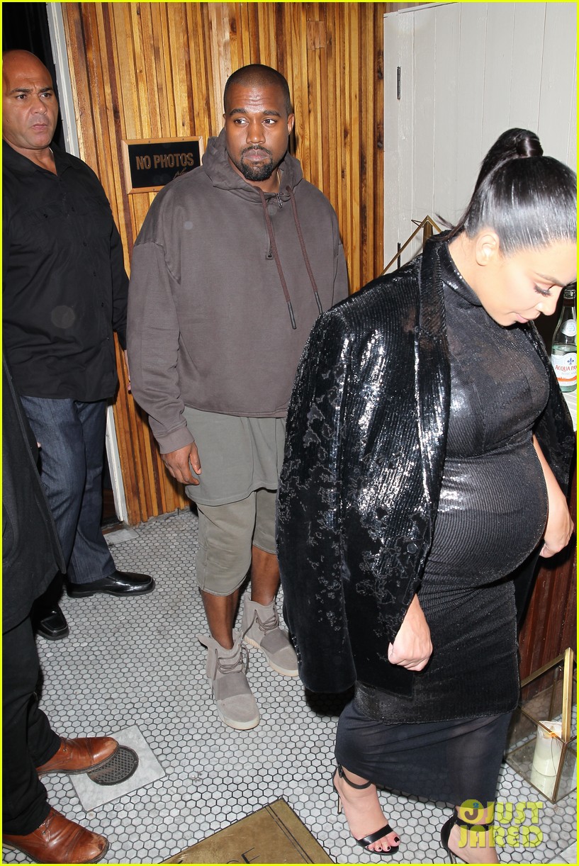 Kim, Kourtney, & Khloe Kardashian Celebrate Kendall Jenner&rsquo;s 20th