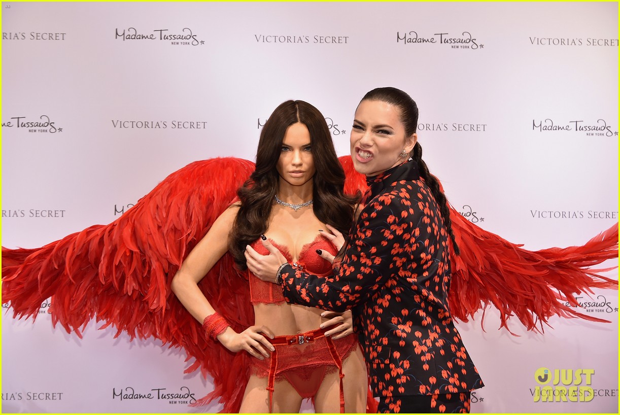 Adriana Lima Unveils Her Madame Tussauds Wax Figure! Photo 3519033