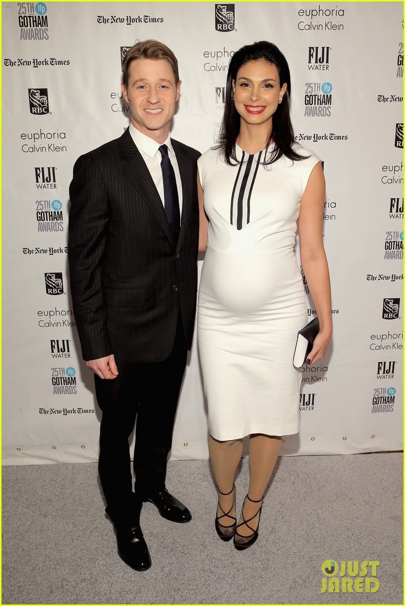 Pregnant Morena Baccarin's Baby Bump Is Getting So Big! Photo 3519340