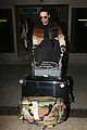 robert pattinson fka twigs lax airport 04