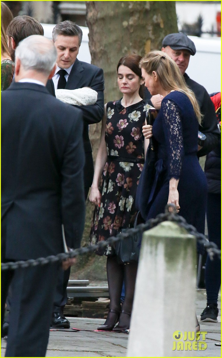 Renee Zellweger & Colin Firth Continue Filming 'Bridget Jones's Baby