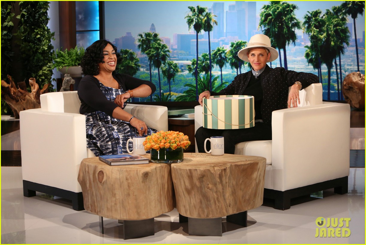 Shonda Rhimes Talks About Her 100 Pound Weight Loss Photo 3503763(02)