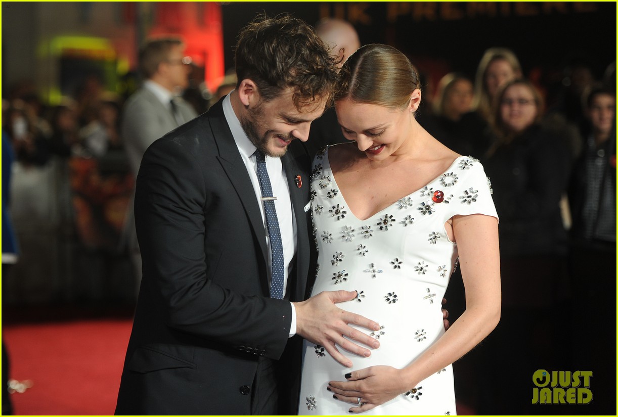 Sam Claflin & Wife Laura Haddock Reveal Pregnancy at 'Mockingjay Part