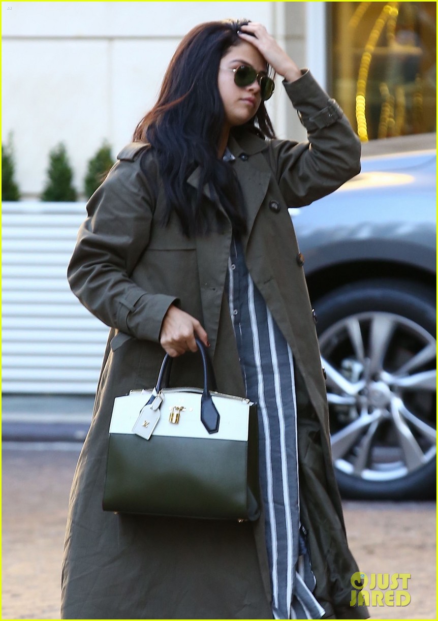 Selena Gomez To Be Honored At Billboard's Women in Music With Chart