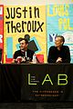 justin theroux spends time with young kids at lab school 06
