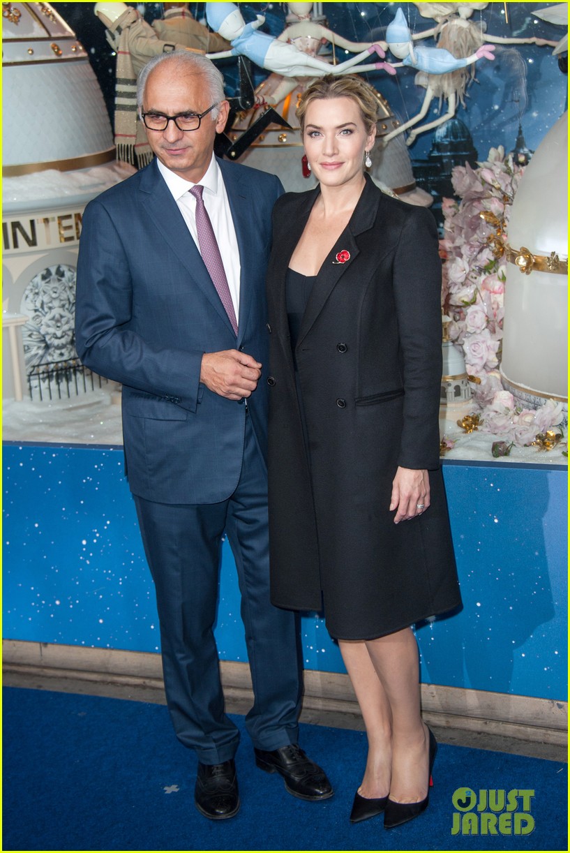 Kate Winslet Reveals Why People Make Oscar Speeches in Her Bathroom