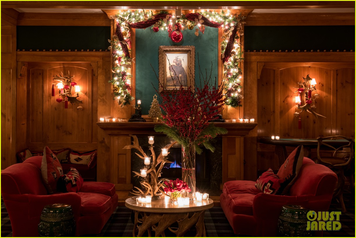 Photo: dakota johnson armie hammer audi aspen 39 | Photo 3535295 | Just