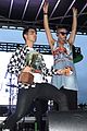 demi lovato nick jonas dnce 5sos y100 jingle ball miami pics 71