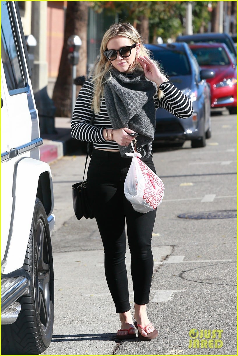 hilary duff and mike reunite over the weekend 083531406