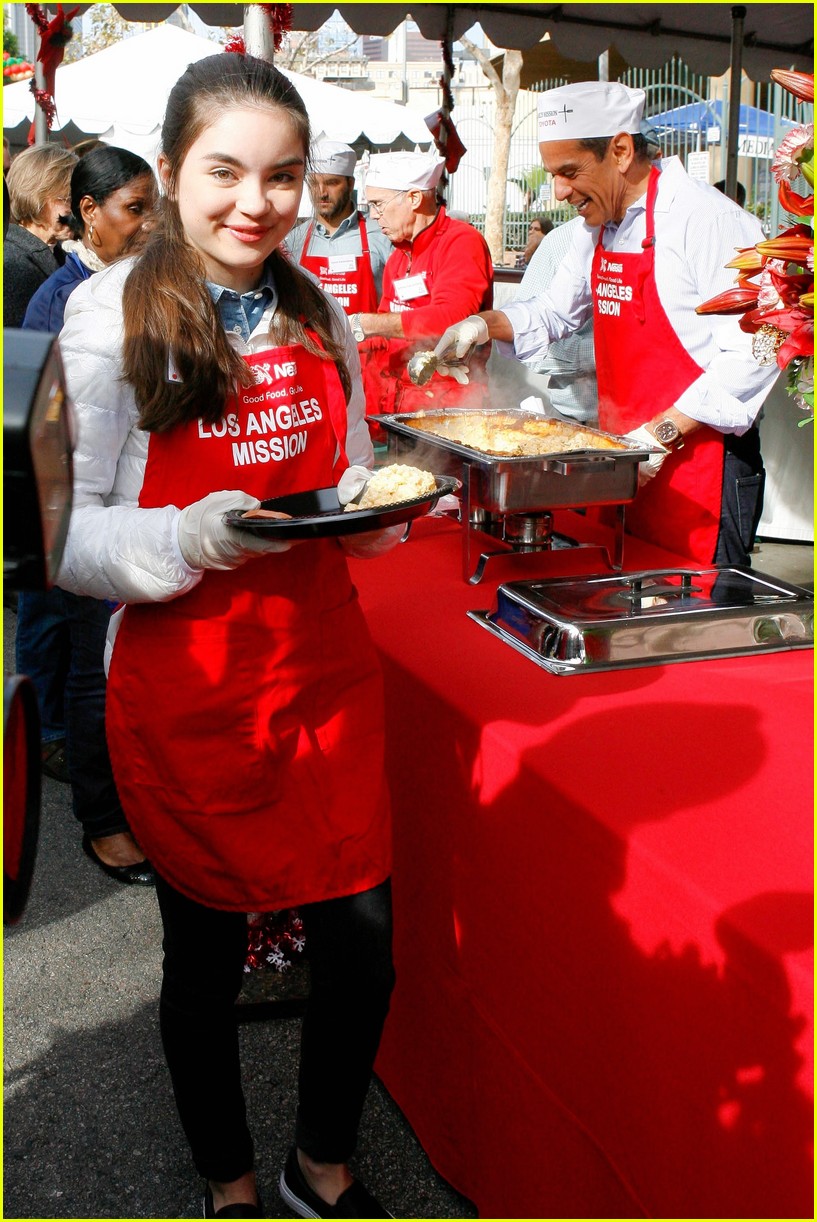 Emmy Rossum & Pharrell Williams Feed Homeless on Christmas Eve Photo