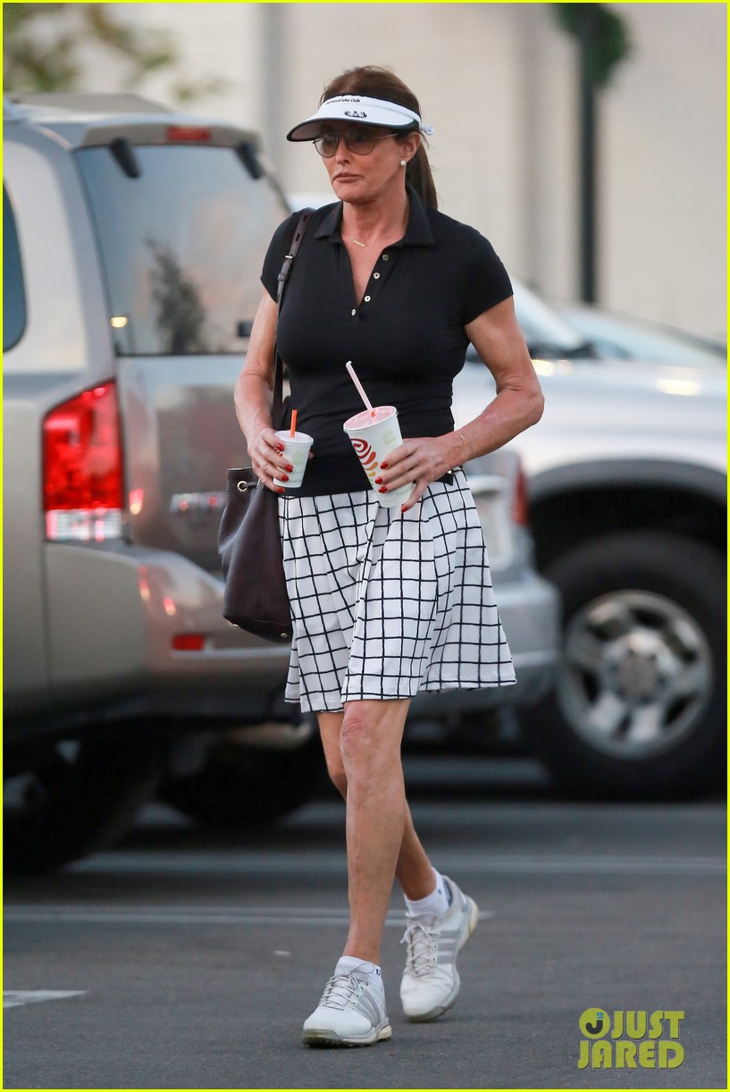 Caitlyn & Kris Jenner Clash at Kylie's 18th Birthday Dinner Watch Now