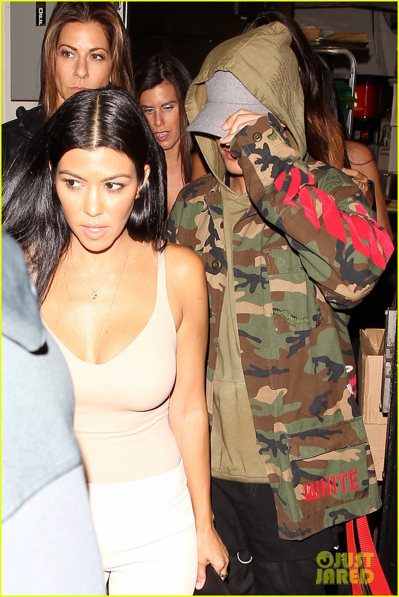 Justin Bieber & Kourtney Kardashian Romance Rumors Are Heating Up! Photo 3530720 Justin