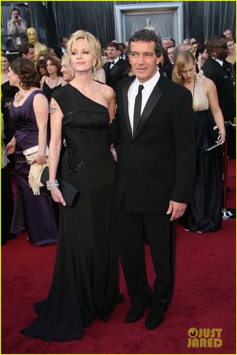 Melanie Griffith & Antonio Banderas' Divorce Has Been Finalized Photo(02)