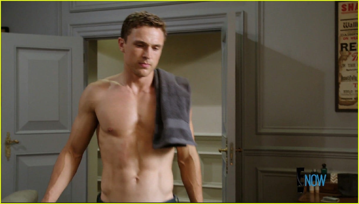 William Moseley shows off his super hot body while going shirtless on a rec...