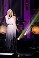 gwen stefani performs used to love you on the tonight show. 03