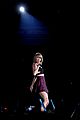 taylor swift wraps 1989 world tour melbourne 17