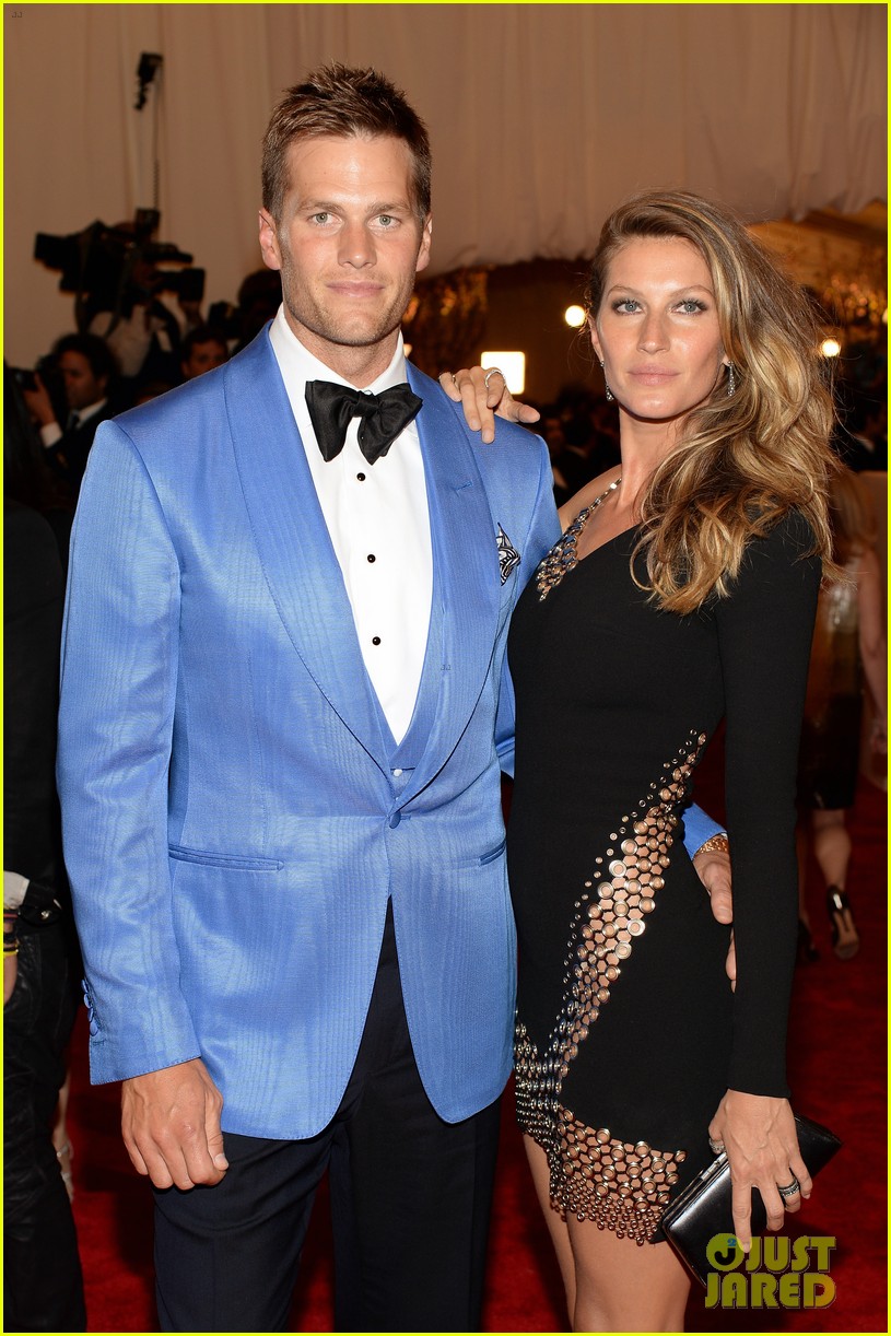 Gisele Bundchen & Tom Brady's Chef Reveals Their Diet Secrets Photo(02)