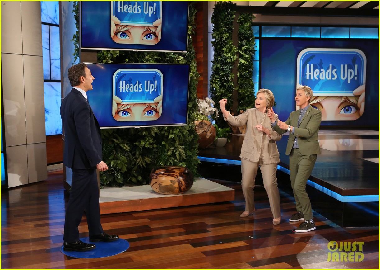 Hillary Clinton Plays 'Heads Up' with Tony Goldwyn on 'Ellen'! Photo