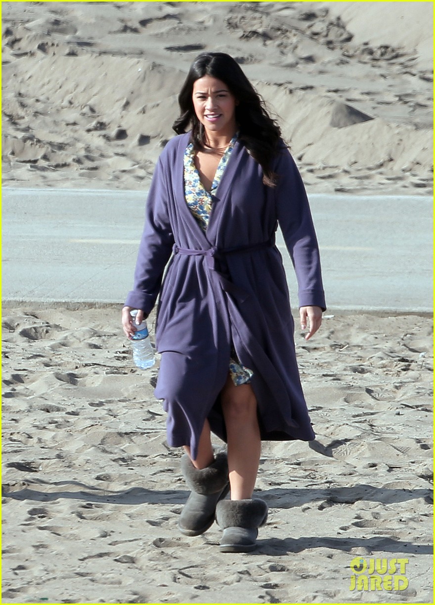 Gina Rodriguez Joins 'Annihilation' Flick With Natalie Portman Photo