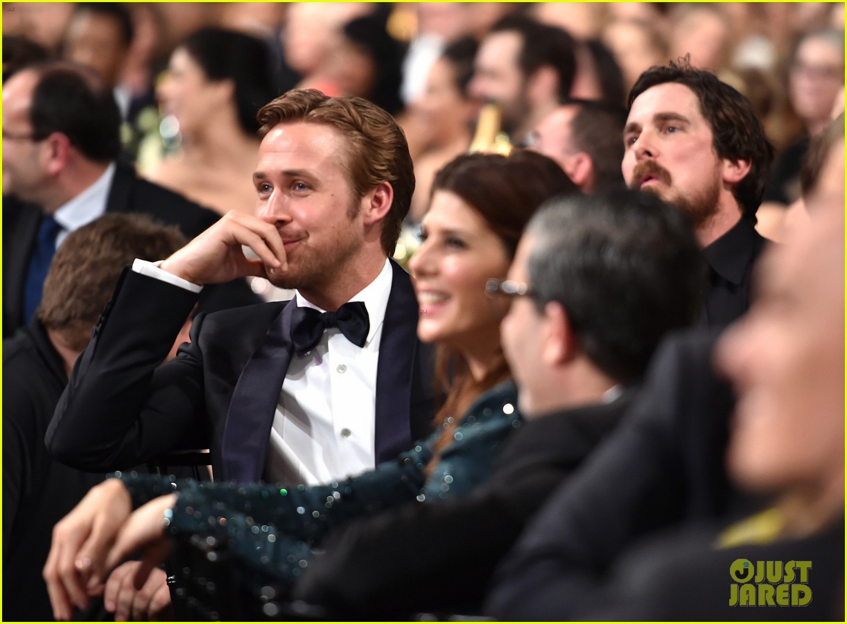 Райан гослинг кристиан бэйл. Райан гослинг оскар 2017. Аплодисменты райан гослинг. Райан гослинг на церемонии. Райан гослинг оскар 2022.