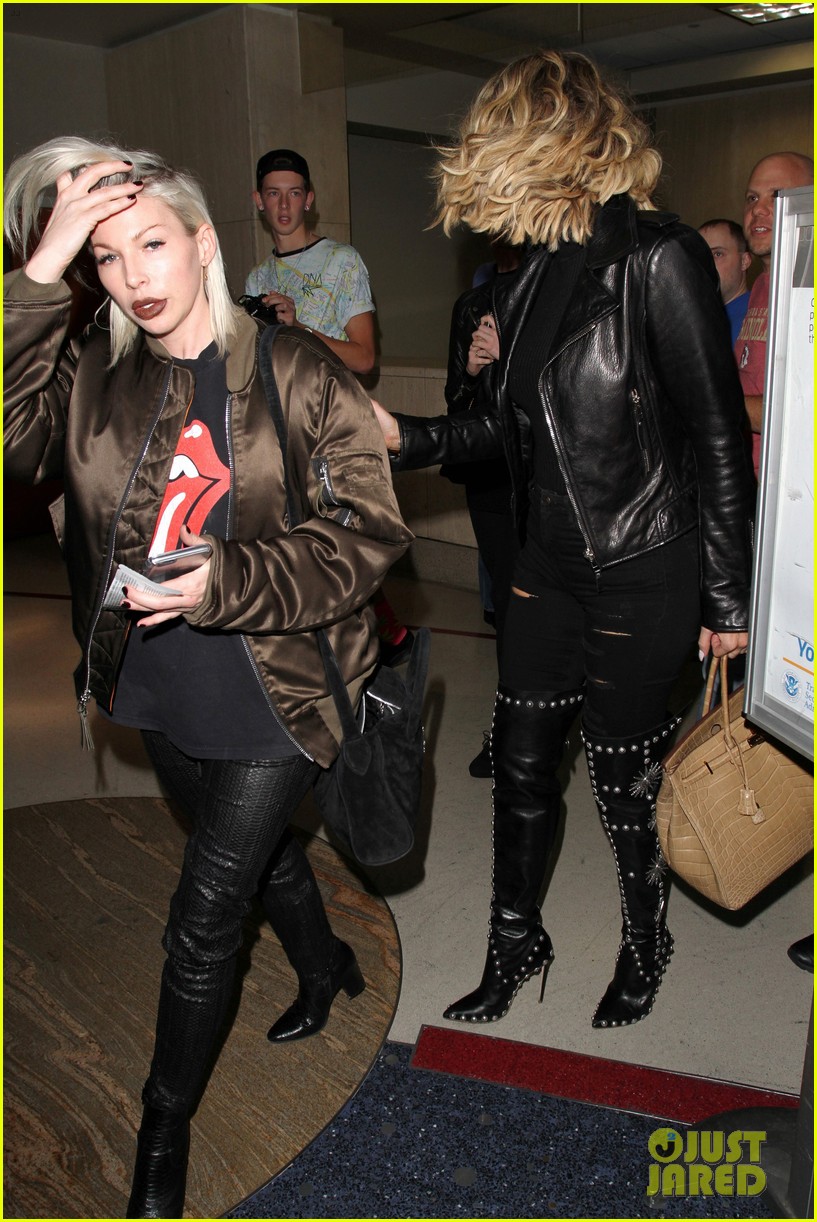 Khloe Kardashian Explains The Unique Reason She Cut Her Hair Photo