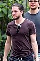 kit harington grabs food in brazil with pals 01