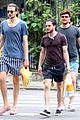 kit harington grabs food in brazil with pals 02