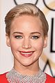 jennifer lawrence amy schumer golden globes video 07