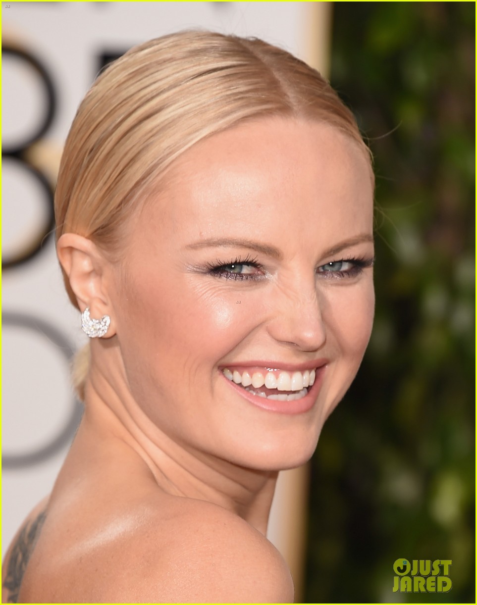 Malin Akerman Can't Contain Her Excitement at Golden Globes 2016: Photo