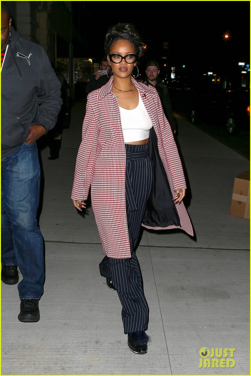 Rihanna Has a Night Out in New York City Photo 3542529 Rihanna