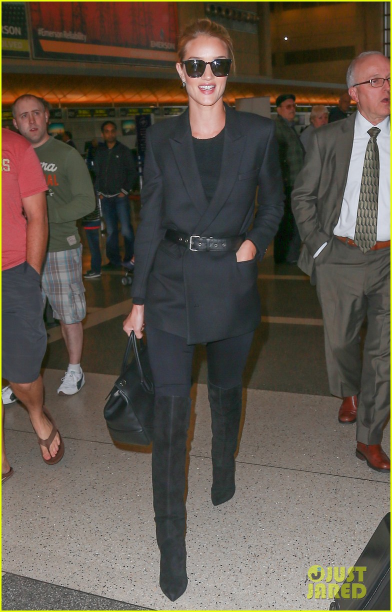 Photo: rosie huntington whiteley behati prinsloo jet paris 27 | Photo