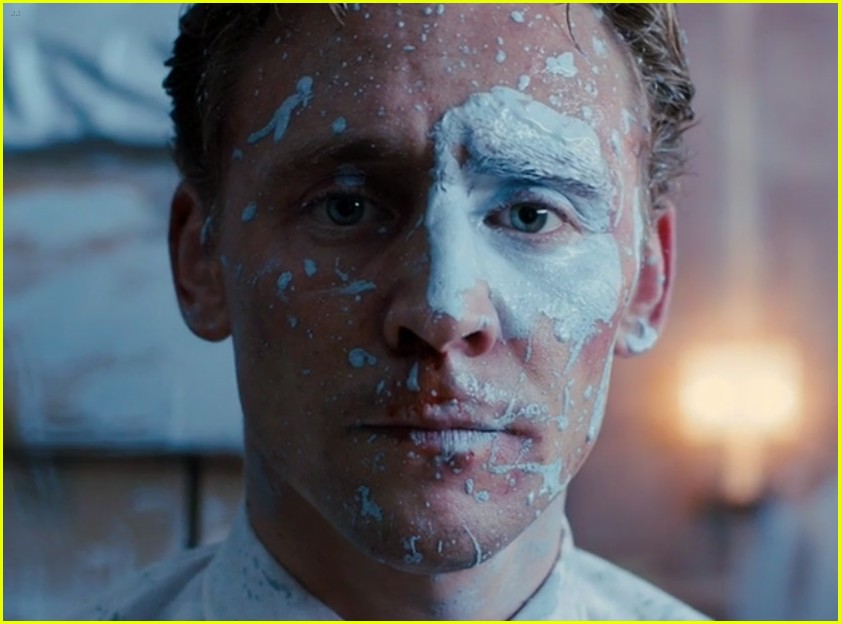 Tom Hiddleston Strips Down in New 'High-Rise' Trailer - Watch Now ...