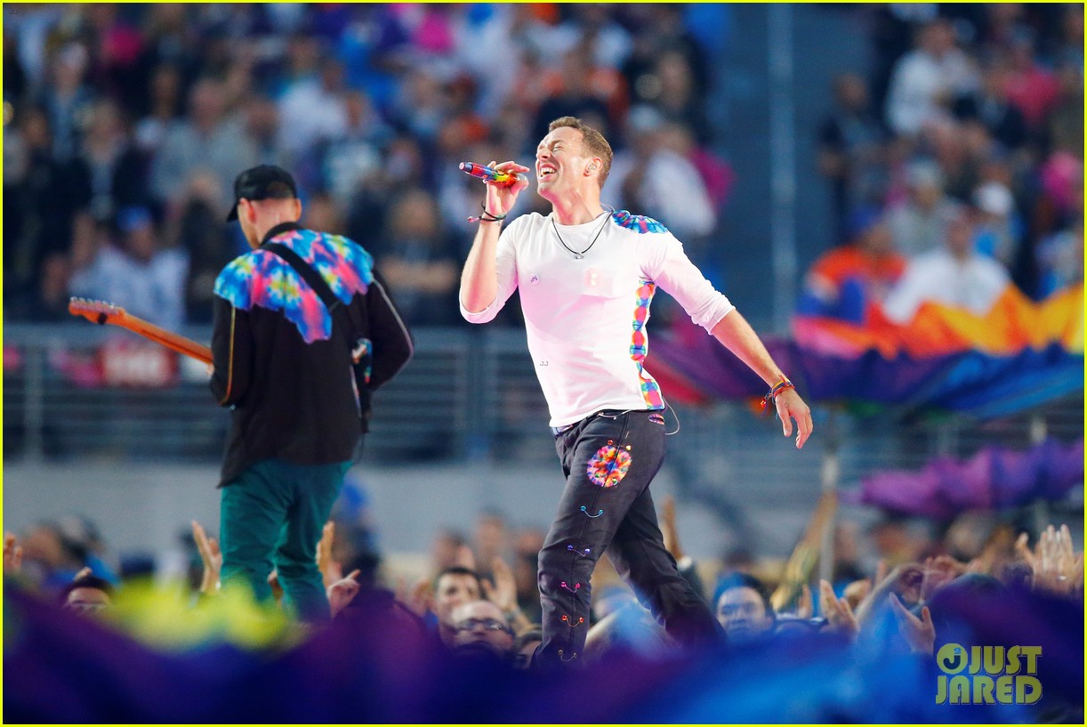 Coldplay Super Bowl Halftime Show 2016 Video WATCH NOW! Photo