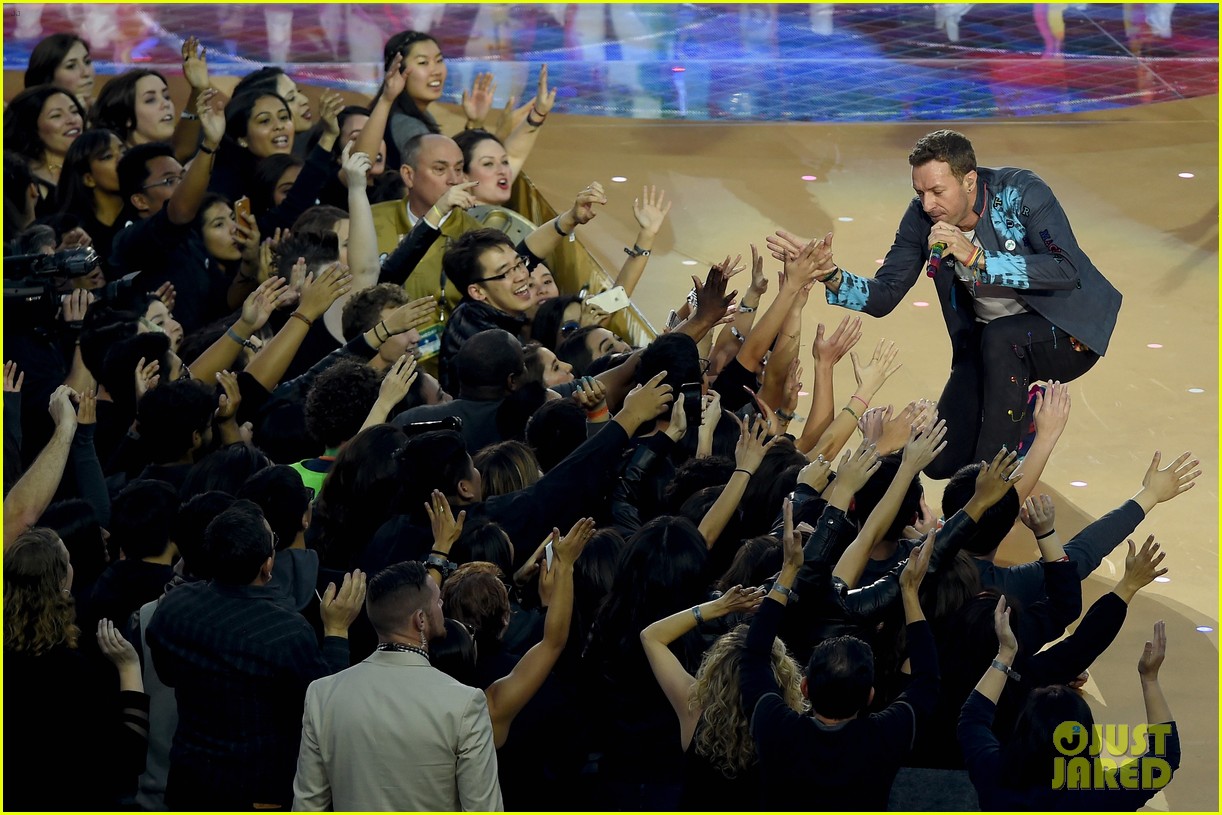 Coldplay Super Bowl Halftime Show 2016 Video WATCH NOW! Photo