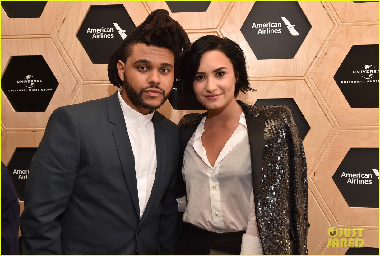Demi Lovato & The Weeknd Perform at UMG's PreGrammys 2016 Party