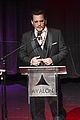 johnny depp hits the stage at hollywood beauty awards 2016 02