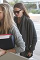 jennifer garner departs lax after breakfast 13