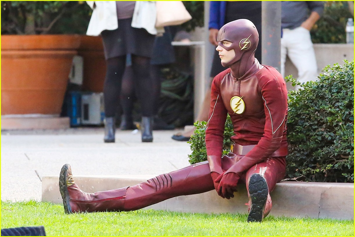 Grant Gustin laughs it up with Melissa Benoist on the set of The Flash and ...