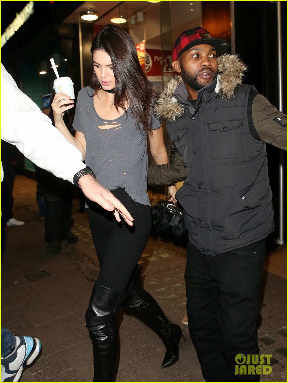 Kendall Jenner Opens Up About the Sister She Clicks With: Photo 3586204