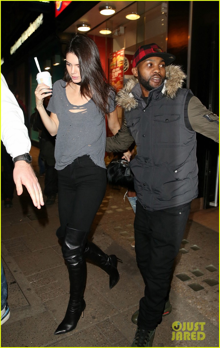 Photo: kendall jenner opens up about the sister she clicks with 11