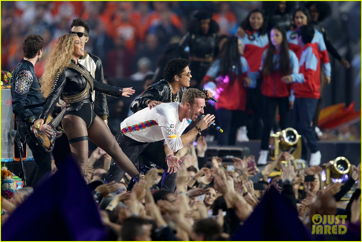 Bruno Mars Super Bowl Halftime Show 2016 Video WATCH NOW! Photo