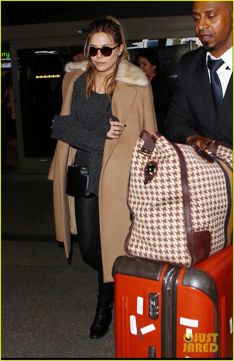 Photo elizabeth olsen kate somerville airport renner reunion 12 Photo 3589823 Just Jared